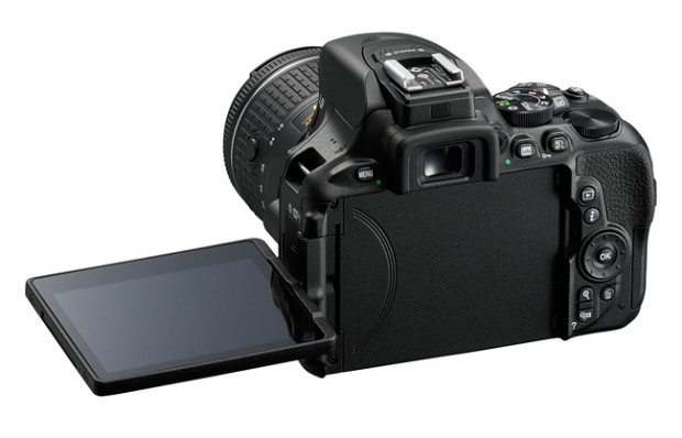Nikon D5600, condivisione facile