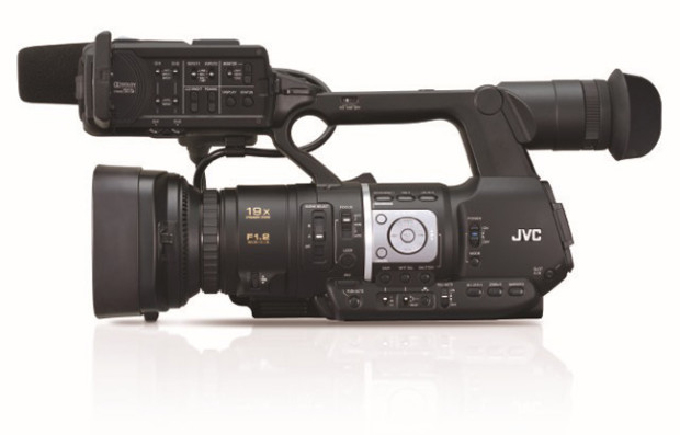 Aggiornamento firmware per la JVC Full HD JY-HM360