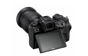 Nikon Z7 con ottica 24-70