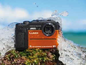 PANASONIC LUMIX DC-FT7