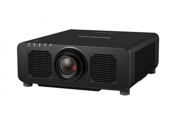 Panasonic PT-RZ120, 12.000 lumen per mostre e educational