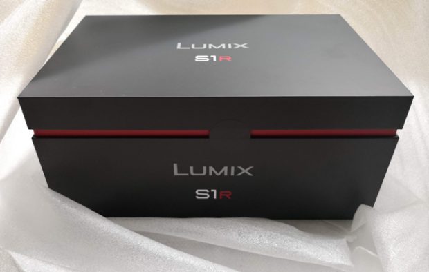 Panasonic S1R, come va