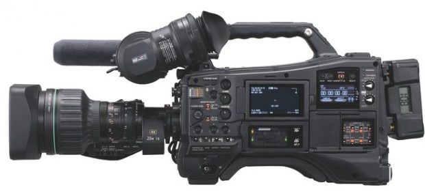 Panasonic, ecco il camcorder da spalla AJ-CX4000GJ