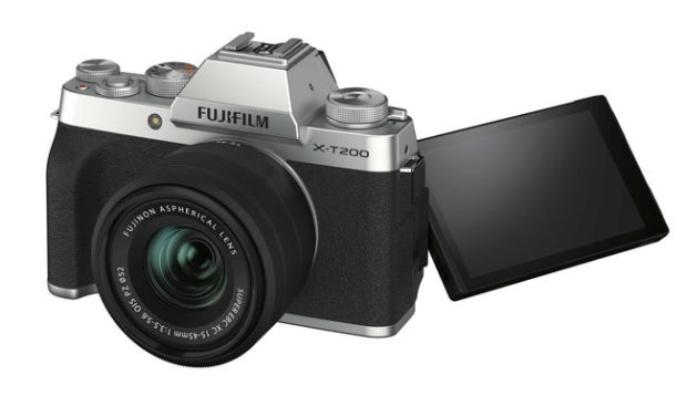 Fujifilm, ecco la mirrorless ‘entry’ X-T200 e due obiettivi