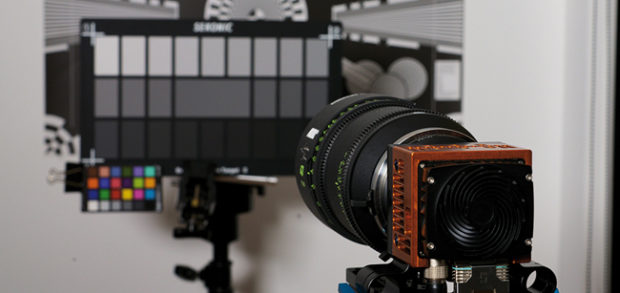 Achtel 9×7, la piccola camera da 18,6K per il cinema grande