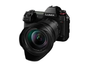 Panasonic LUMIX DC-S1R