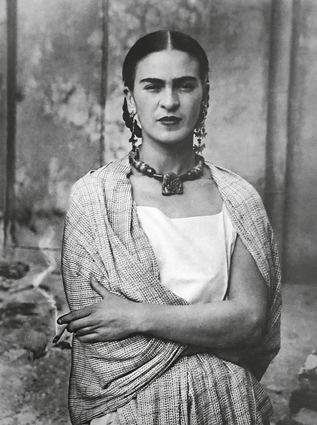 Frida Kahlo. Una vita per immagini