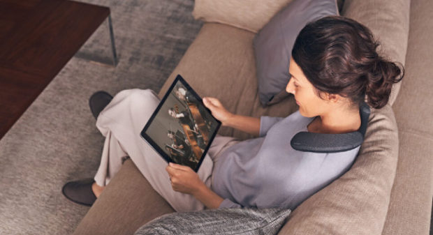 Sony SRS-NS7, nuovo speaker indossabile con Dolby Atmos