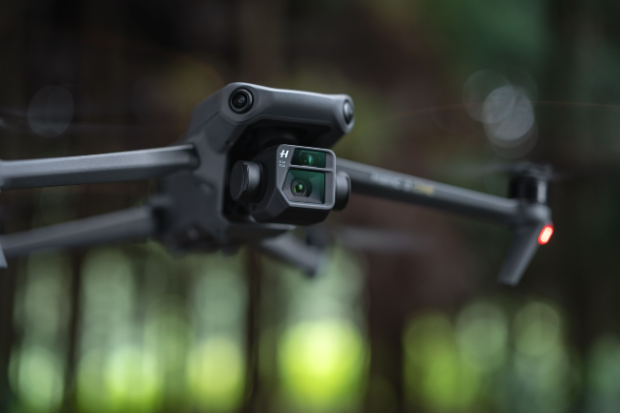 DJI Mavic 3: il drone consumer oppure ‘Cine’