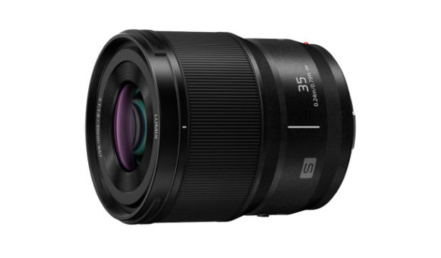 Panasonic Lumix, in arrivo un 35 mm F1.8 leggero e compatto