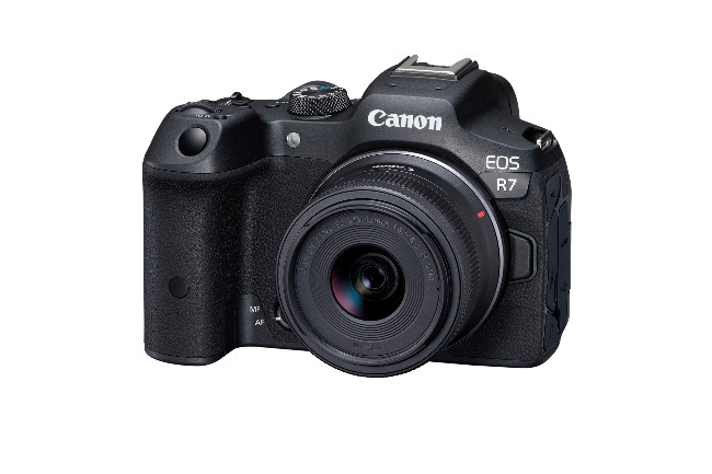 Canon EOS R7