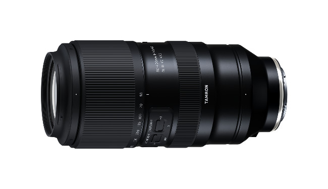 Tamron 50-400 mm F_4.5-6.3 Di III VC VXD