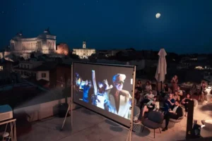 Modius Cinema Paradiso rooftop bar del Radisson Collection Hotel