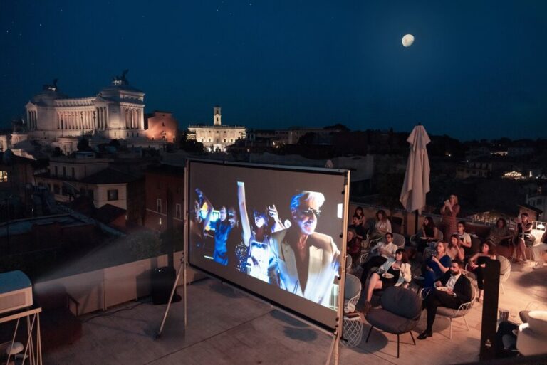 Modius Cinema Paradiso rooftop bar del Radisson Collection Hotel