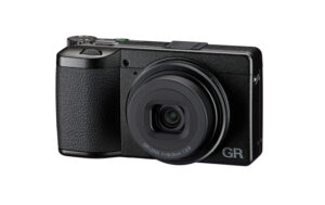 Ricoh GR IV