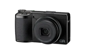 Ricoh GR IV