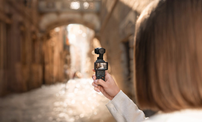 DJI Osmo Pocket 4